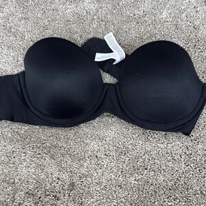 Auden Black Strapless Bra